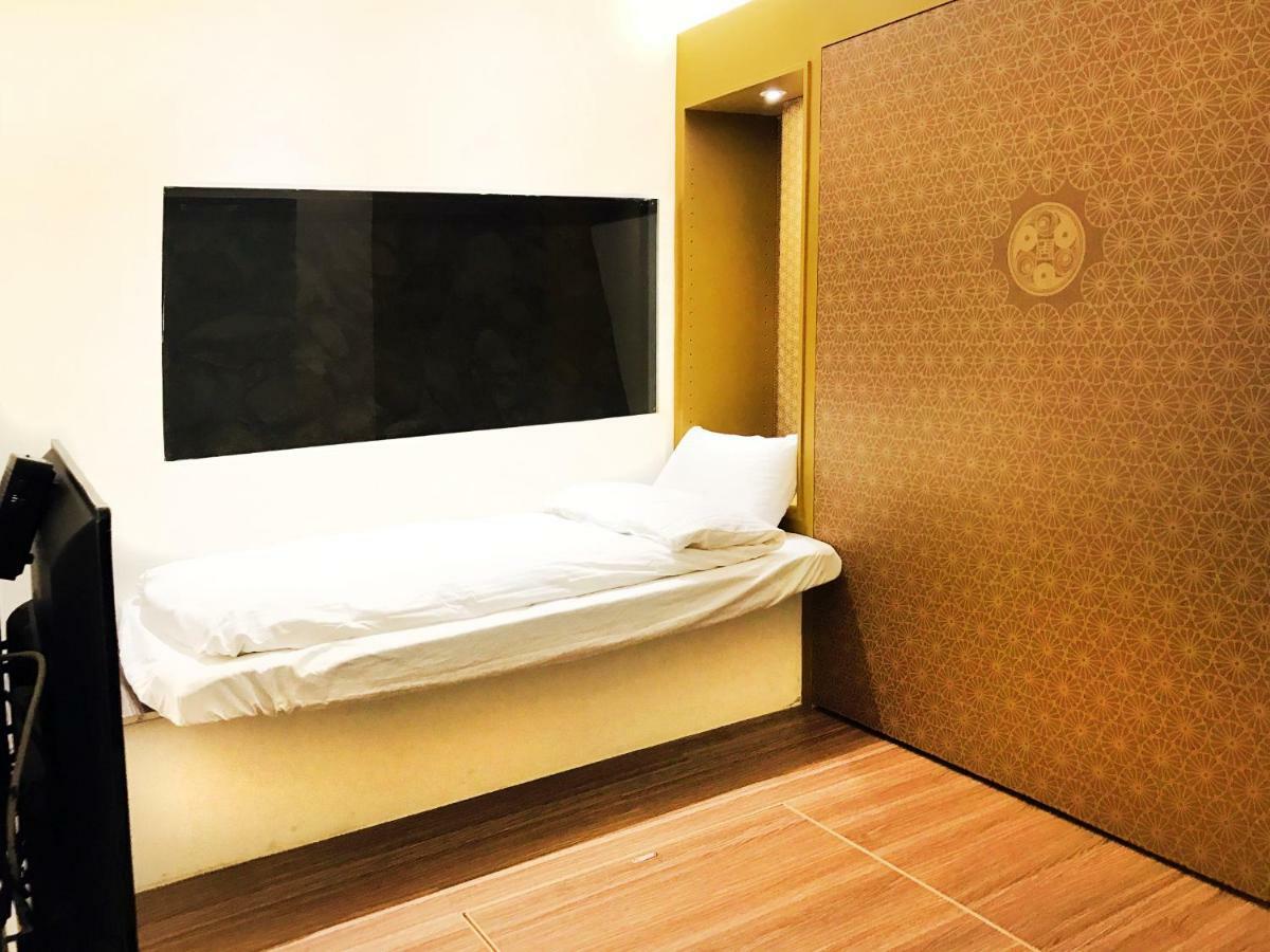 Ching Shang Tien Hua New Taipei City Exterior foto